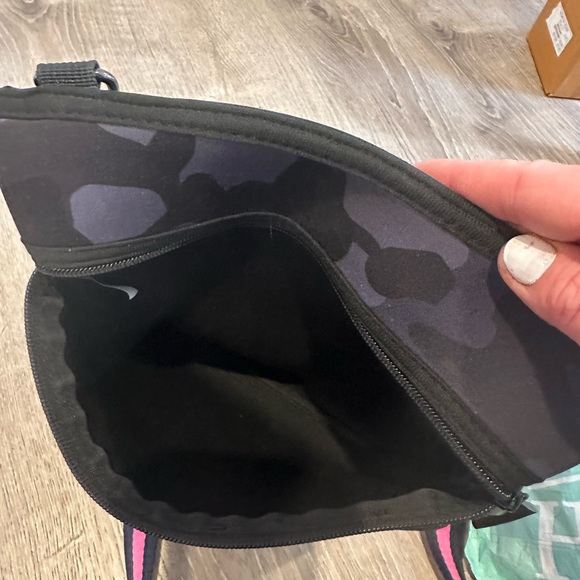 Neoprene Camouflage Crossbody Bag with Pink & Navy Stripes - Picture 4 of 5